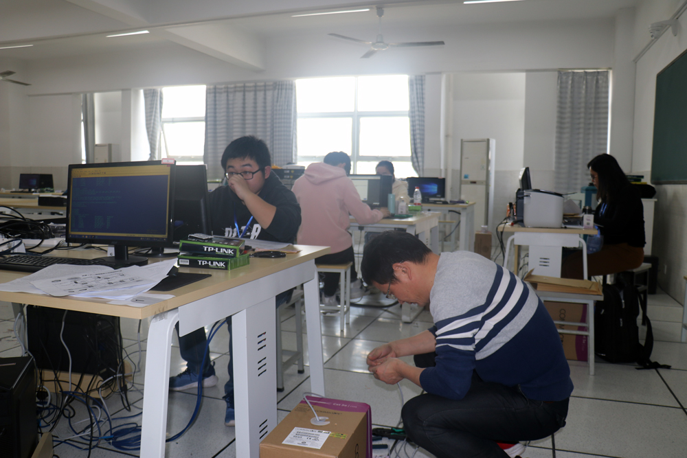 計算機教研室全力參與市技能大賽信息技術類賽事組織工作，展現專業擔當與南京風采